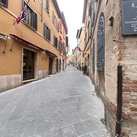 Lastamperia19 Camere-Rooms Montepulciano Stazione エクステリア 写真