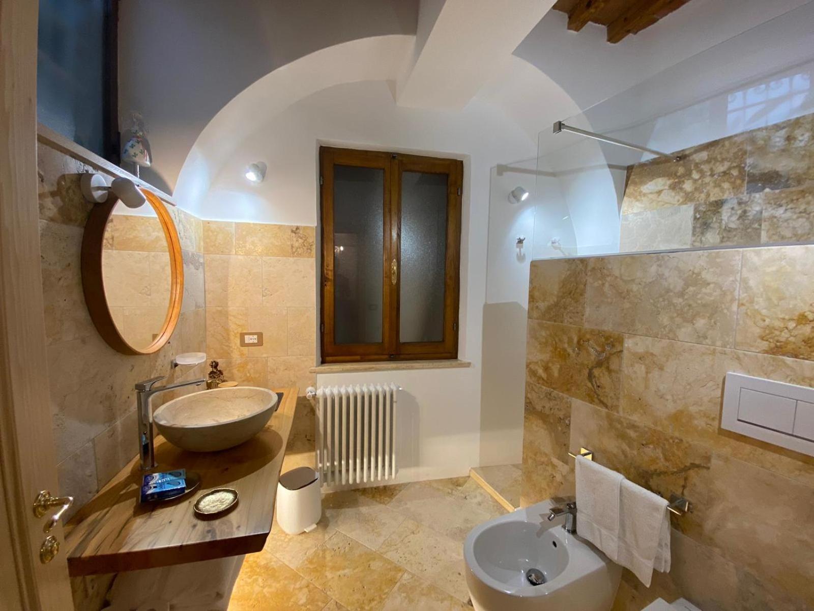 Lastamperia19 Camere-Rooms Montepulciano Stazione エクステリア 写真