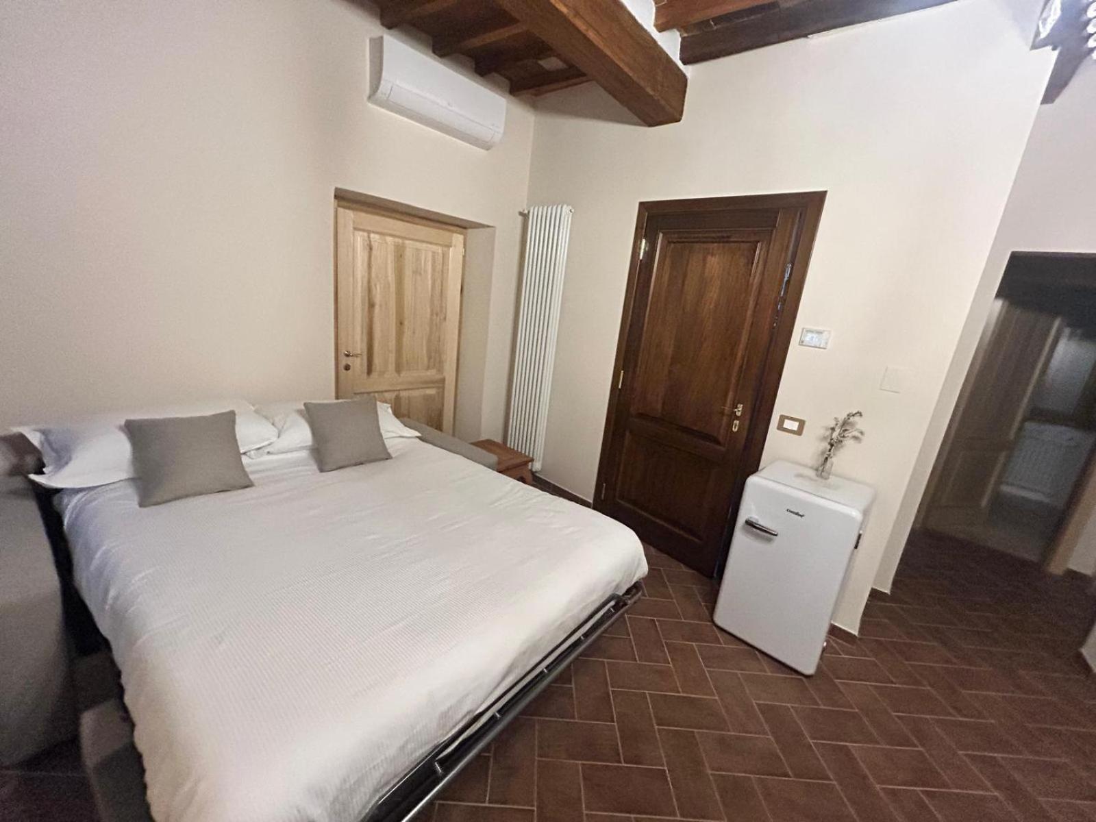 Lastamperia19 Camere-Rooms Montepulciano Stazione エクステリア 写真