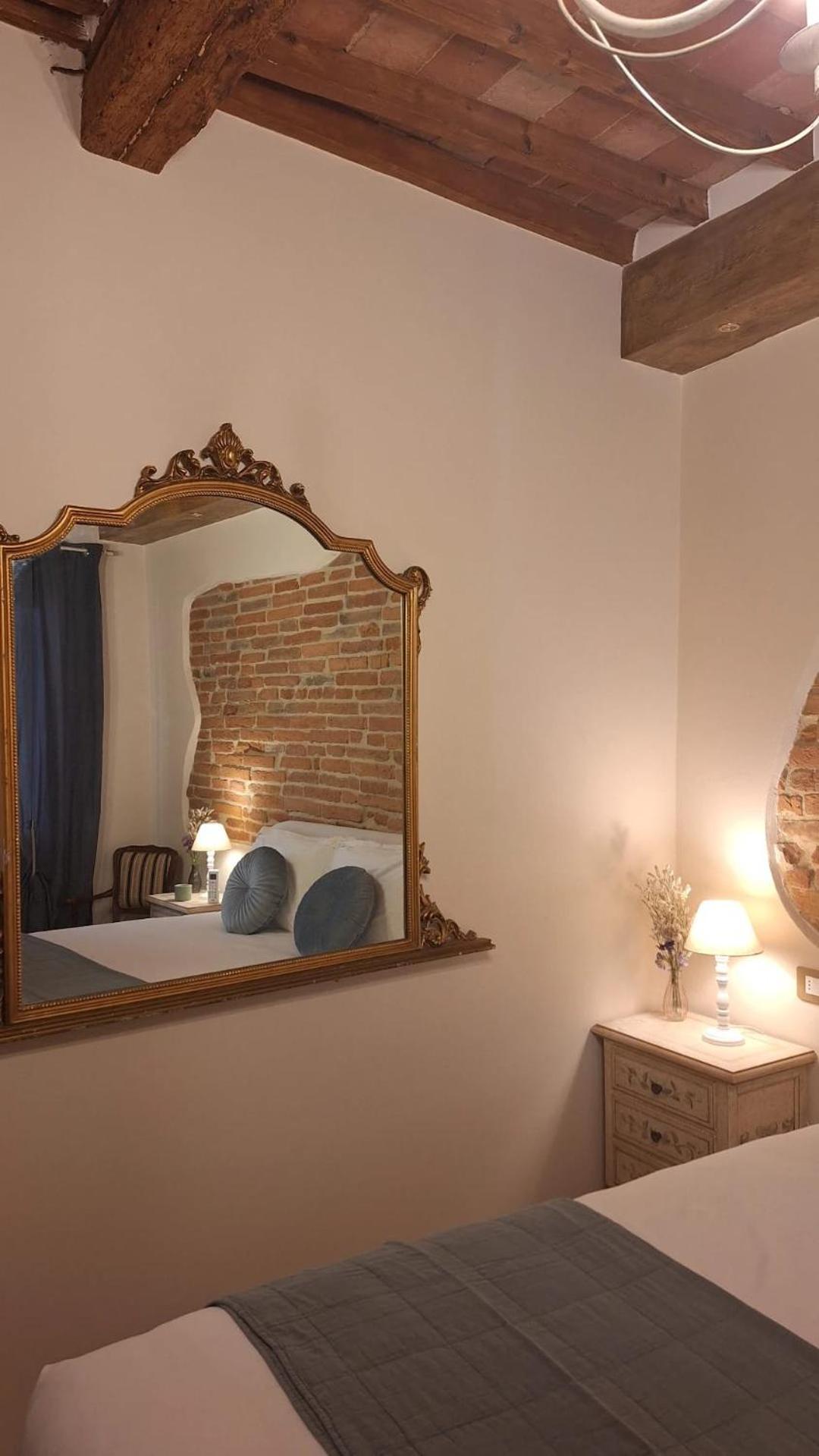 Lastamperia19 Camere-Rooms Montepulciano Stazione エクステリア 写真